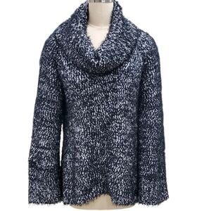 A.n.a. chunky long sweater womens XL blk wht eyelash knit hi low hem bell sleeve